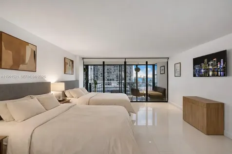 1925 Brickell Avenue Miami FL 33129