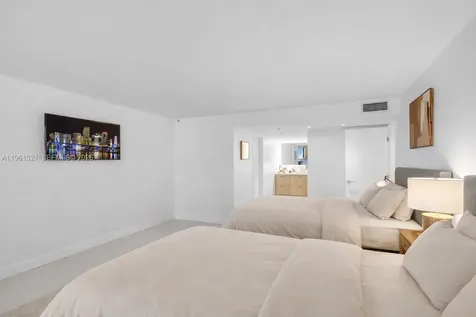 1925 Brickell Avenue Miami FL 33129