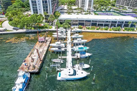 1925 Brickell Avenue Miami FL 33129