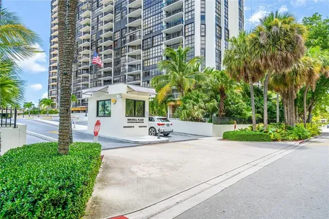 1925 Brickell Avenue Miami FL 33129