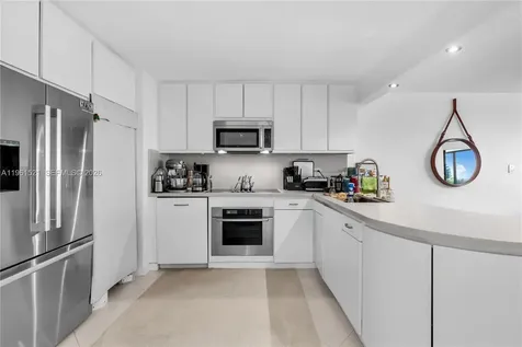1925 Brickell Avenue Miami FL 33129
