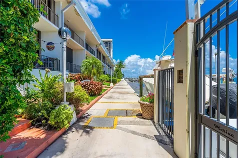 1925 Brickell Avenue Miami FL 33129