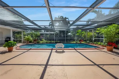 612 N 46th Avenue Hollywood FL 33021
