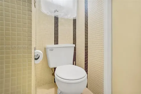 612 N 46th Avenue Hollywood FL 33021