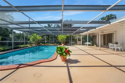 612 N 46th Avenue Hollywood FL 33021