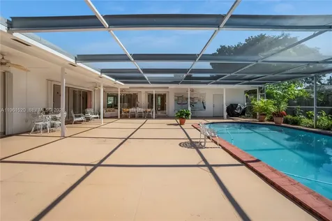 612 N 46th Avenue Hollywood FL 33021
