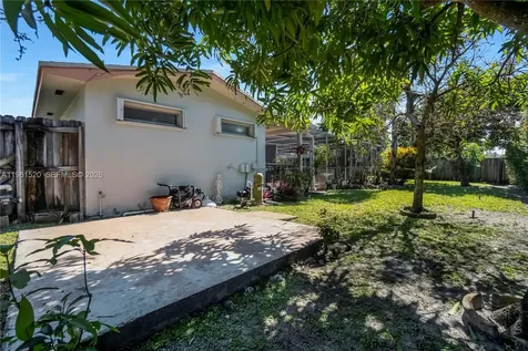 612 N 46th Avenue Hollywood FL 33021