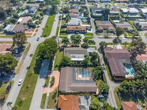 612 N 46th Avenue Hollywood FL 33021