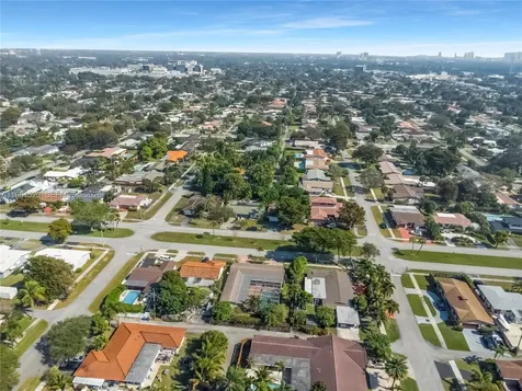 612 N 46th Avenue Hollywood FL 33021