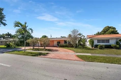 612 N 46th Avenue Hollywood FL 33021