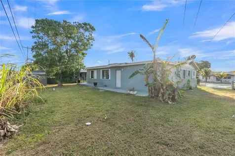 21131 NW 30th Court Miami Gardens FL 33056