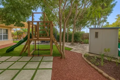 3250 SW 116th Place Miami FL 33165