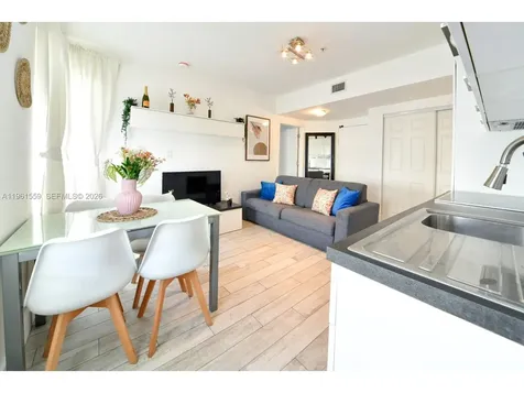 811 Jefferson Avenue Miami Beach FL 33139