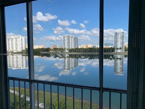 2999 Point East Drive Aventura FL 33160