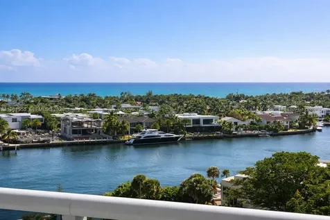 20505 E Country Club Drive Aventura FL 33180
