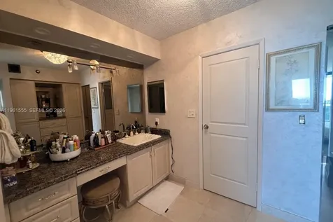20505 E Country Club Drive Aventura FL 33180