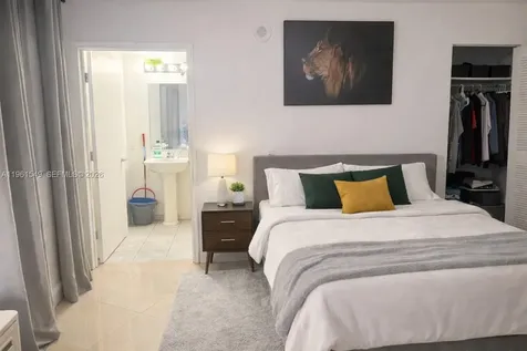 1 Glen Royal Parkway Miami FL 33125