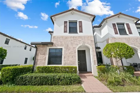 11006 W 32nd Lane Hialeah FL 33018