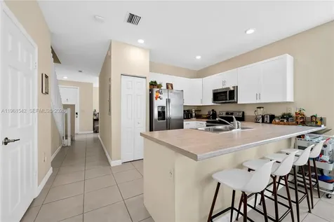 11006 W 32nd Lane Hialeah FL 33018