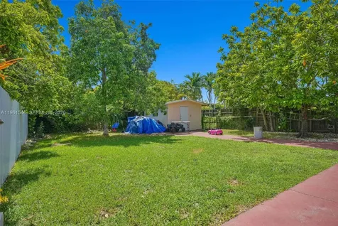 2821 SW 65th Avenue Miami FL 33155