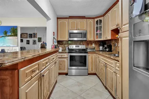2821 SW 65th Avenue Miami FL 33155