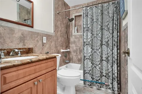 2821 SW 65th Avenue Miami FL 33155