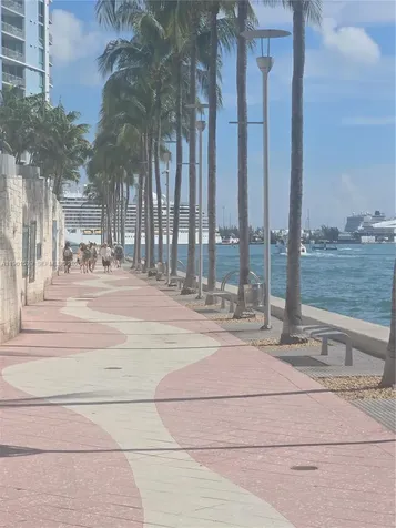 335 S Biscayne Boulevard Miami FL 33131