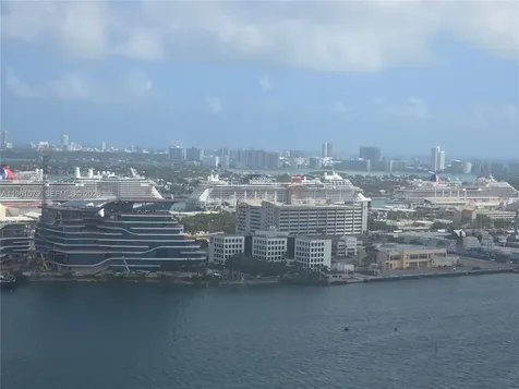 335 S Biscayne Boulevard Miami FL 33131
