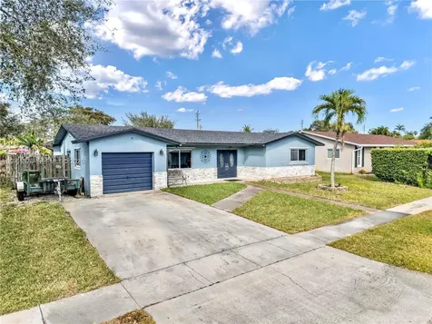 9501 NW 8th Street Pembroke Pines FL 33024