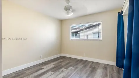 9501 NW 8th Street Pembroke Pines FL 33024