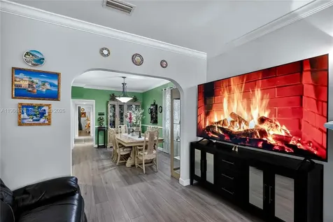 3719 Sheridan Avenue Miami Beach FL 33140