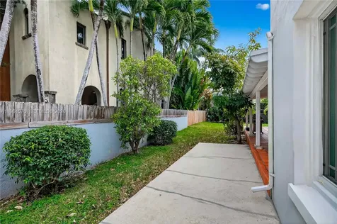 3719 Sheridan Avenue Miami Beach FL 33140