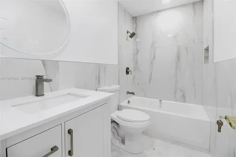 10921 SW 70th Terrace Miami FL 33173