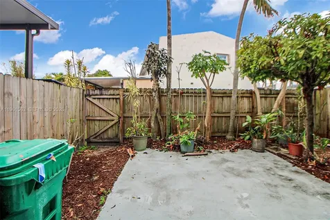 10921 SW 70th Terrace Miami FL 33173