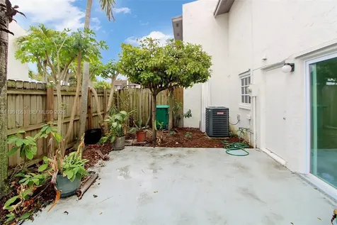 10921 SW 70th Terrace Miami FL 33173
