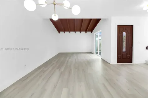10921 SW 70th Terrace Miami FL 33173