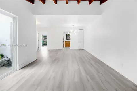 10921 SW 70th Terrace Miami FL 33173