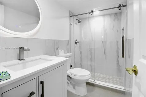 10921 SW 70th Terrace Miami FL 33173