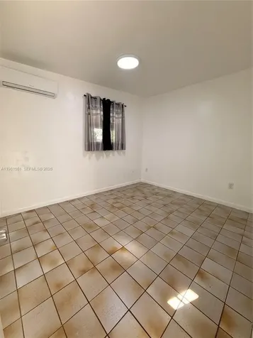 1037 SW 20th Avenue Miami FL 33135