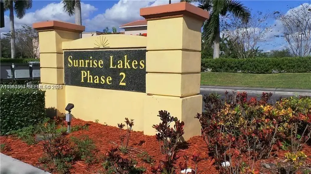8515 Sunrise Lakes Boulevard Sunrise FL 33322
