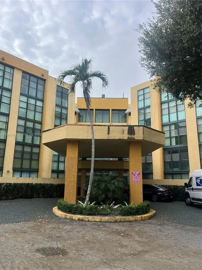 11800 SW 18th Street Miami FL 33175
