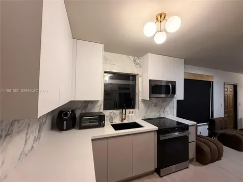 920 SW 50th Avenue Plantation FL 33317
