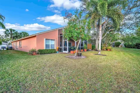 8046 Duomo Circle Boynton Beach FL 33472