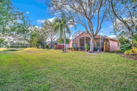 8046 Duomo Circle Boynton Beach FL 33472