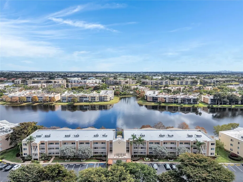 7406 N Devon Drive Tamarac FL 33321