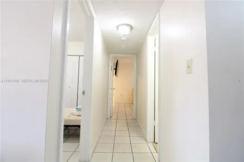 556 NW 114th Avenue Sweetwater FL 33172
