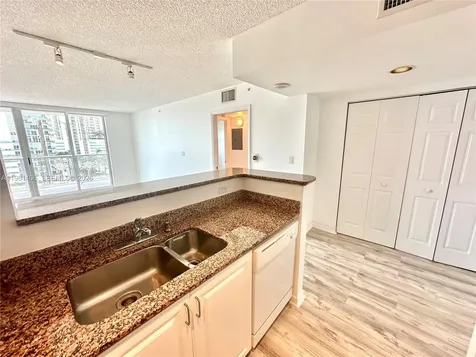 1155 Brickell Bay Drive Miami FL 33131