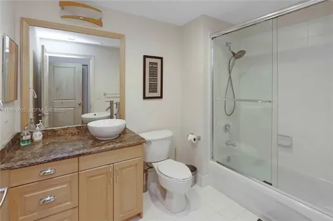 10 Aragon Avenue Coral Gables FL 33134