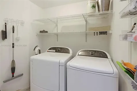 10 Aragon Avenue Coral Gables FL 33134
