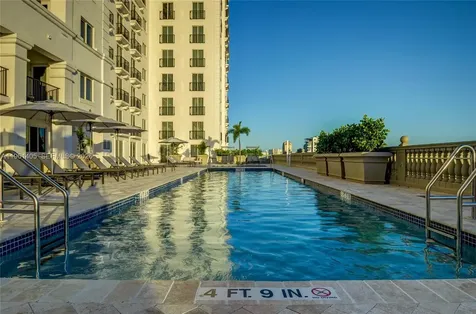 10 Aragon Avenue Coral Gables FL 33134